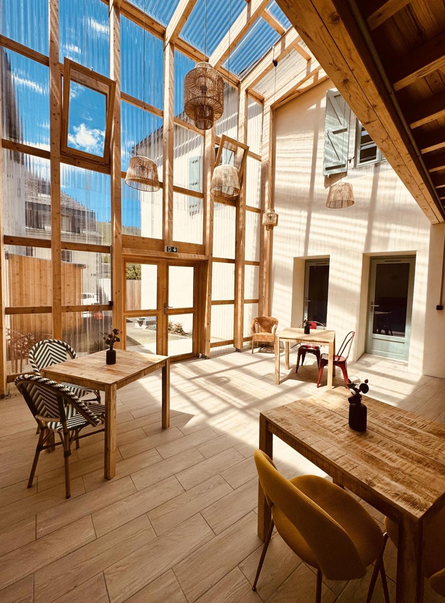 BedousLe Mandragot公寓式酒店 外观 照片